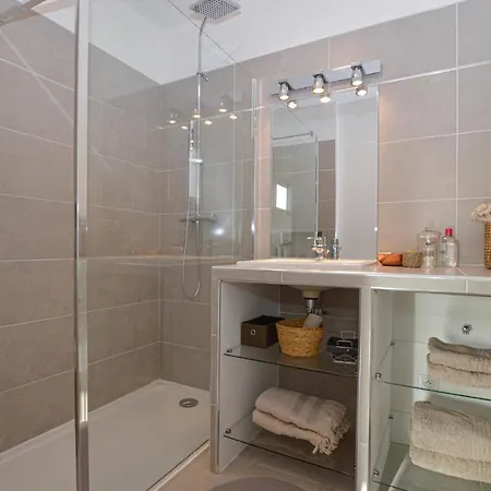 度假居 Beautiful In With 1 Bedrooms And Wifi *